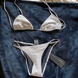 Striped Triangl bikini- size medium NEVER WORN!